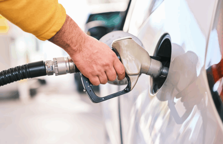 Cartel dos Postos de Combustível: Por Que a Redução do Diesel Não Chega ao Caminhoneiro?