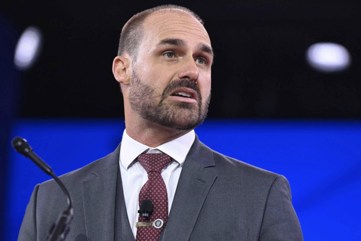 Eduardo Bolsonaro Importa o Pior do Trumpismo: STF na Mira do Terrorismo Institucional