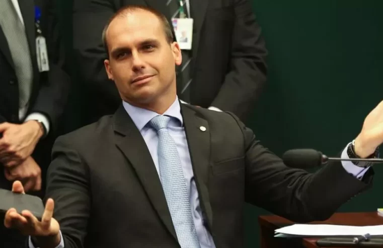 Eduardo Bolsonaro e a Corrida Presidencial de 2026: Um Tiro no Pé do Bolsonarismo?