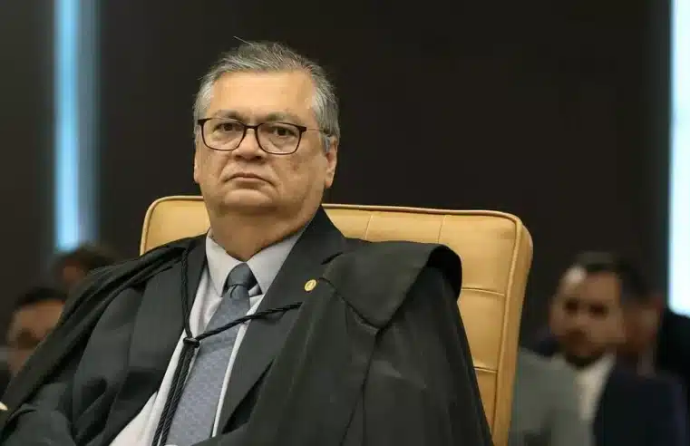Flávio Dino mira emendas impositivas e reacende crise entre STF e Congresso