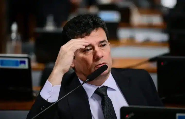 CCJ do Senado aprova relatório de Moro e vota para derrubar decretos de Lula sobre terras indígenas em SC