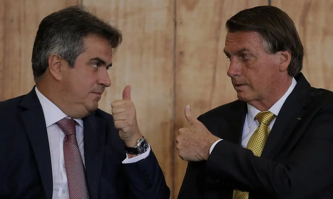 Ciro Nogueira repete Tarcísio e afirma que Bolsonaro não tentou impedir transição em 2022