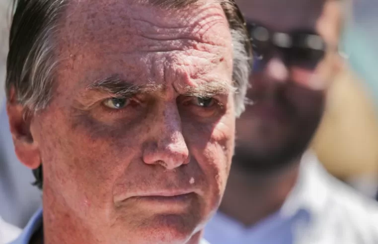 Bolsonaro admite fraudes no INSS durante sua gestão: confissão ou cortina de fumaça?
