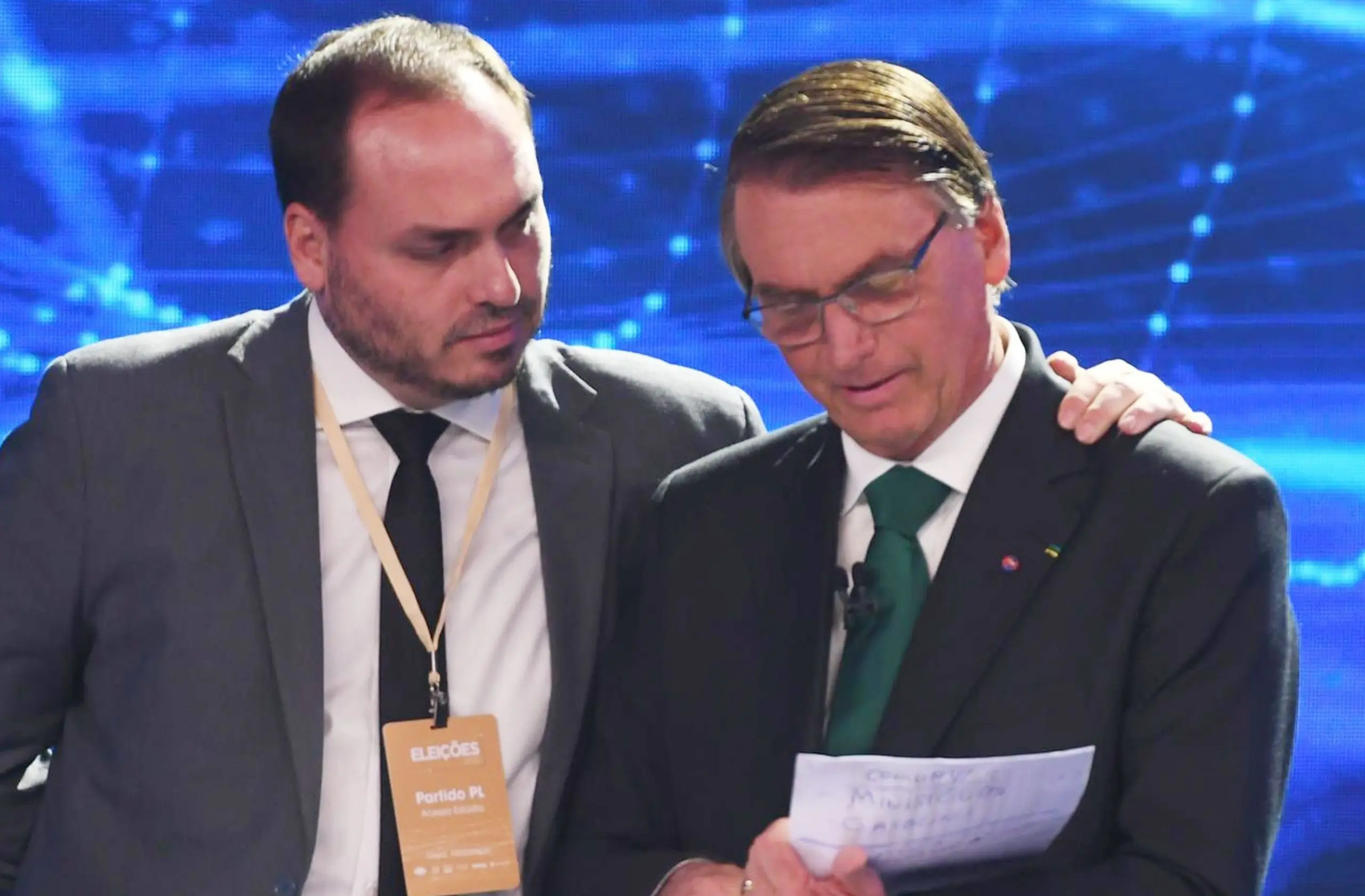 Bolsonaro define futuro político de Carlos Bolsonaro para 2026: Senado fora do Rio
