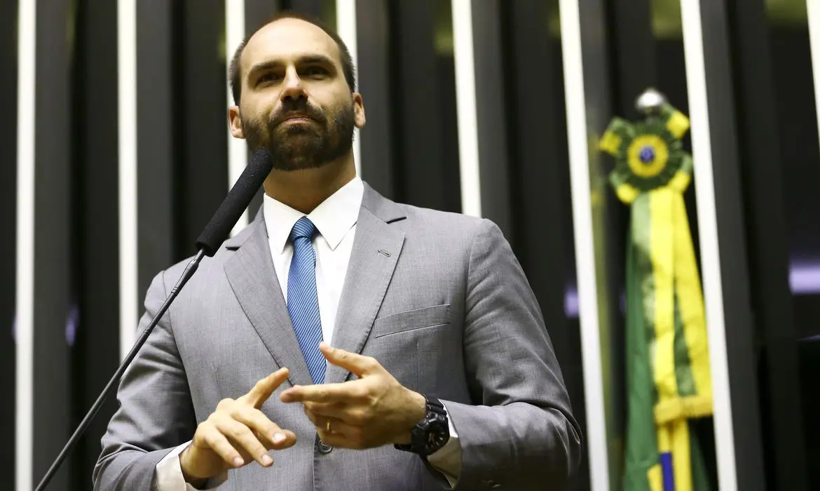 Golpistas derrotados no Brasil buscam ajuda dos EUA para atacar Moraes e o STF