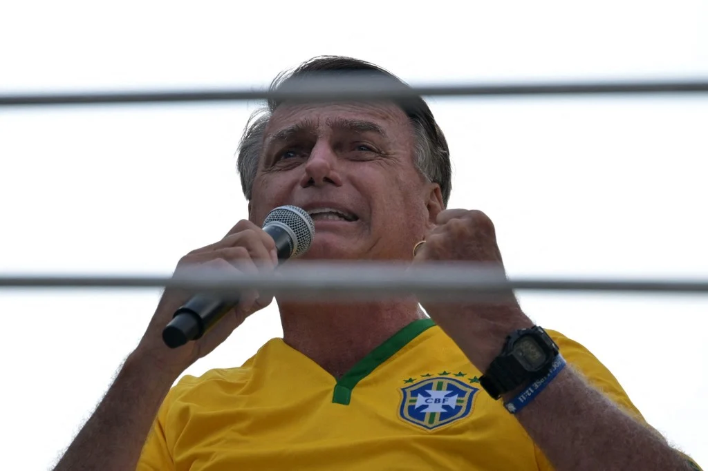 Aliados de Bolsonaro temem “morte digital” do ex-presidente após possível prisão