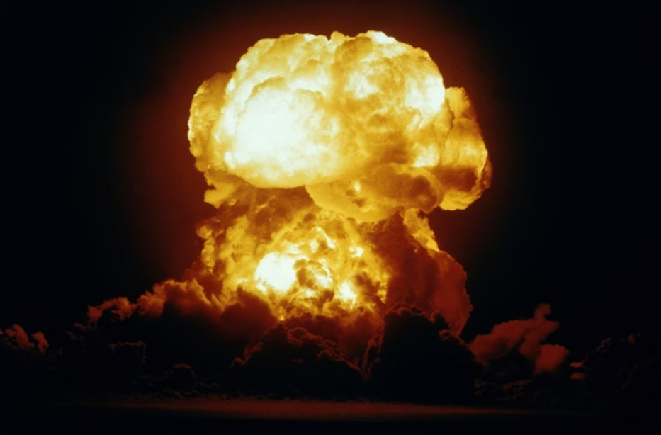Israel x Irã: o perigo nuclear surge em meio à guerra de mísseis