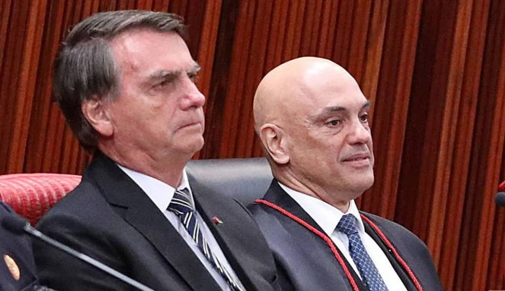 Após interrogatório, Bolsonaro amplia ataque ao STF: “Chega dessa farsa”